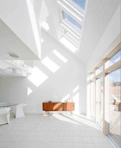 roof windows and sliding doors in dining room extension